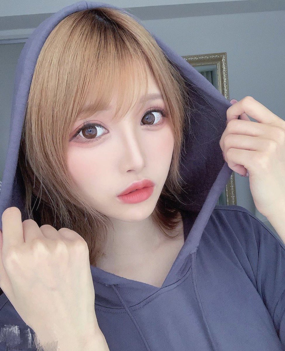 lanicon_karakon's tweet photo. 【再入荷】
超・超大人気のHoliCatブラウン🧡

お待たせしました‼︎
ナチュラルカラコンの王道が遂に再入荷しました🥰

14.5mmで本ッッッ当に盛れるのでオススメです💓

https://t.co/BdSkUah11w

#カラコン #ラニコン #HoliCatブラウン #ホリキャットブラウン #lanicon https://t.co/wsCo0jATmA