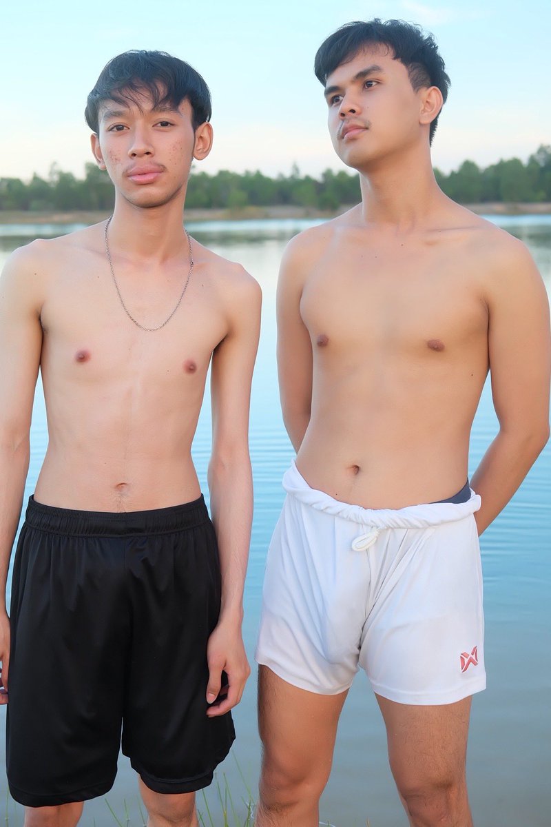 NonNatchanon19's tweet photo. 2รุม1พี่ไหวไหมครับ https://t.co/OP4kA6DnyC
