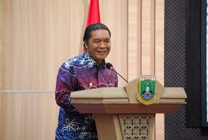 bung_madin's tweet photo. "SISI GELAP PEMERINTAHAN DI BANTEN"
Selain berita viral Puan, #BreakingNews, #PrabowoGibran, #FrenchOpen23 ada berita yg menarik, kali ini bung Madin ingin membongkar Sisi Gelap Pemerintahan di Banten dari kasus korupsi hingga memanipulasi anggaran.
.
. https://t.co/S27aJ312gf