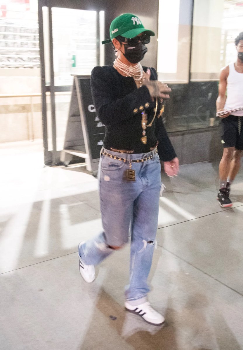 Permian_'s tweet photo. The Adidas Samba has a place in the heart of many a celebrity. From Frank Ocean and Gigi Hadid to Rihanna, Kendall Jenner and Jonah Hill (who also has a collab of his own with these classic kicks) the Sambas have been photographed on the feet of some of the most influential faces of our generation.