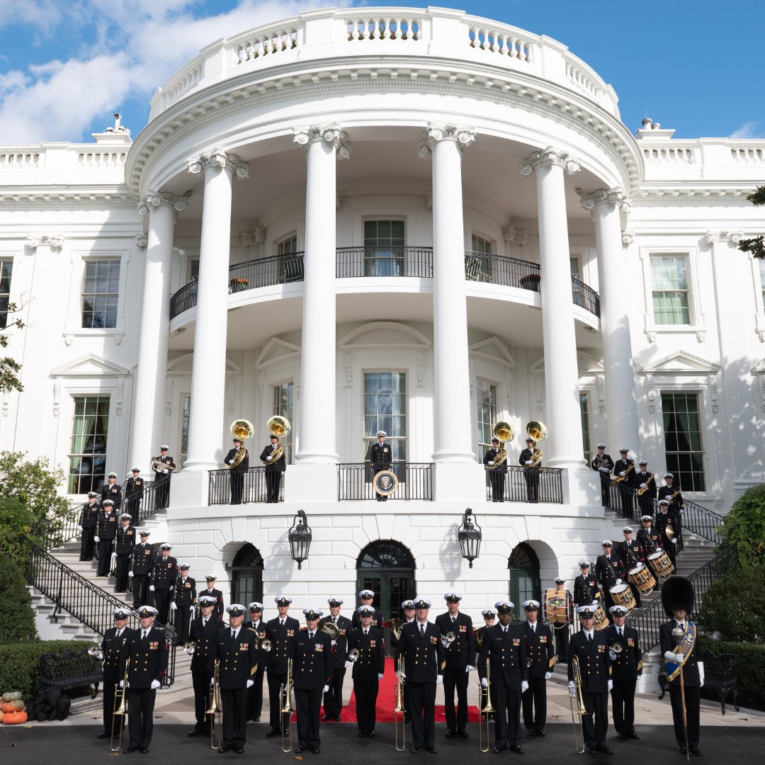 🎶 Marching to the Beat of Excellence: Navy Ceremonial Band at the White House! 🏛️🇺🇸
As guardians of tradition and ambassadors of musical prowess, the Navy Ceremonial Band embodies the spirit of excellence. 
#NavyCeremonialBand #WhiteHouse #MilitaryMusic  🇺🇸🎵