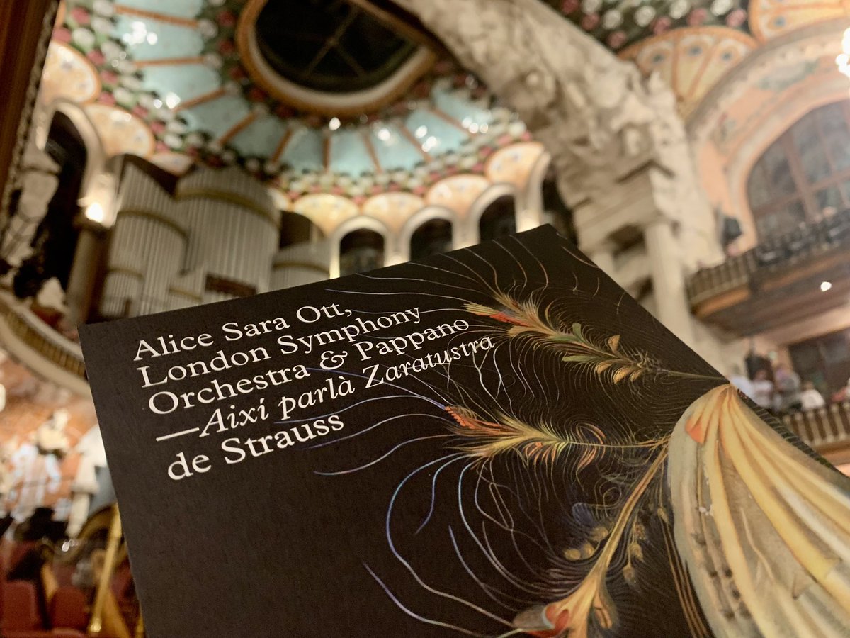 Un delicioso lujo… <a href="/londonsymphony/">London Symphony Orchestra</a> <a href="/AliceSaraOtt/">Alice Sara Ott</a> <a href="/palaumusicacat/">Palau de la Música Catalana</a>