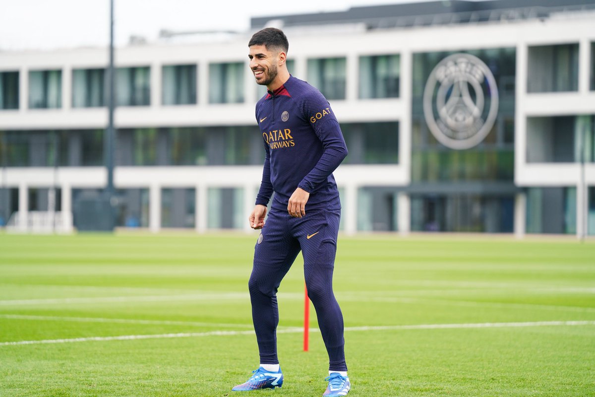 AsensioLIVE's tweet photo. Marco Asensio a repris l'entraînement individuel avec ballon aujourd'hui 😁

Le retour se rapproche...⏳️ https://t.co/f7FFsSgWai
