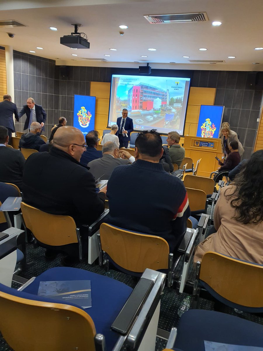 KhidmaGroup's tweet image. @Khidmaladies were invited to a Community Consultation Event at @BoltonUni seeking our feedback on the development of the University’s new medical school.
Khidma Ladies enthusiastically participated.
#helpcommunity 
#education