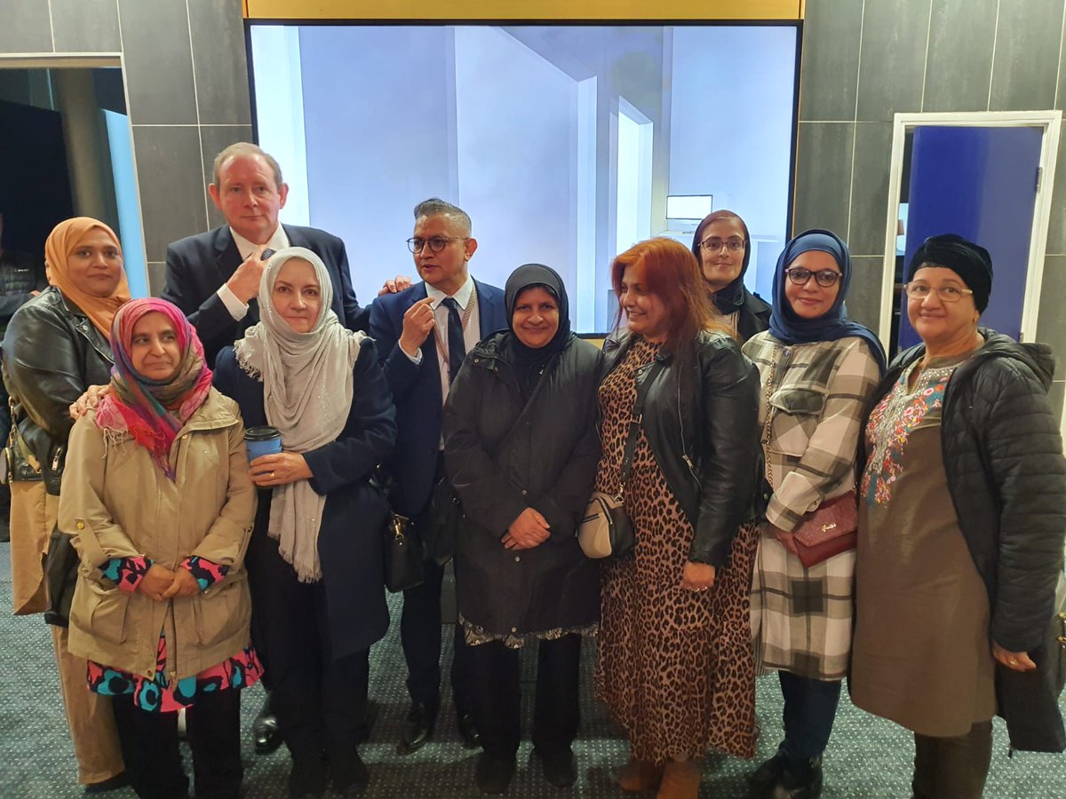 KhidmaGroup's tweet image. @Khidmaladies were invited to a Community Consultation Event at @BoltonUni seeking our feedback on the development of the University’s new medical school.
Khidma Ladies enthusiastically participated.
#helpcommunity 
#education