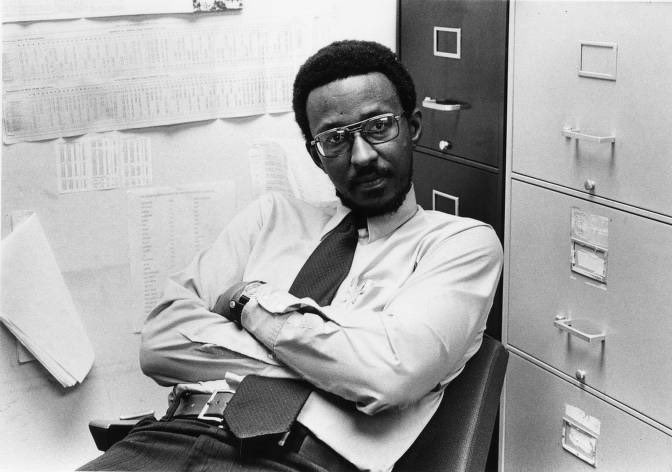 HotepDoobs's tweet image. For all the people that believe the solution to Black America’s problems is government intervention, this is a serious history and economic lesson for you.
Brought to by none other than decorated economist Walter E. Williams.
The War on Poverty: A Thread 🧵