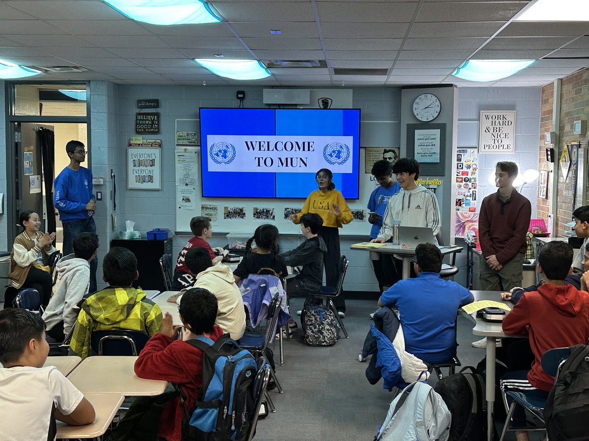 gcpsebastian's tweet photo. Smith Middle School Model UN has officially started! We kicked off our first meeting today- our next meeting will be Thursday 11/7 after school in room 20- No experience is necessary, Come Join Us!!!! @TROY_MUN @troyschools @SmithKnights  @RBBrinks  #knightlife #ModelUN #OneTroy https://t.co/0zI23x3uqX