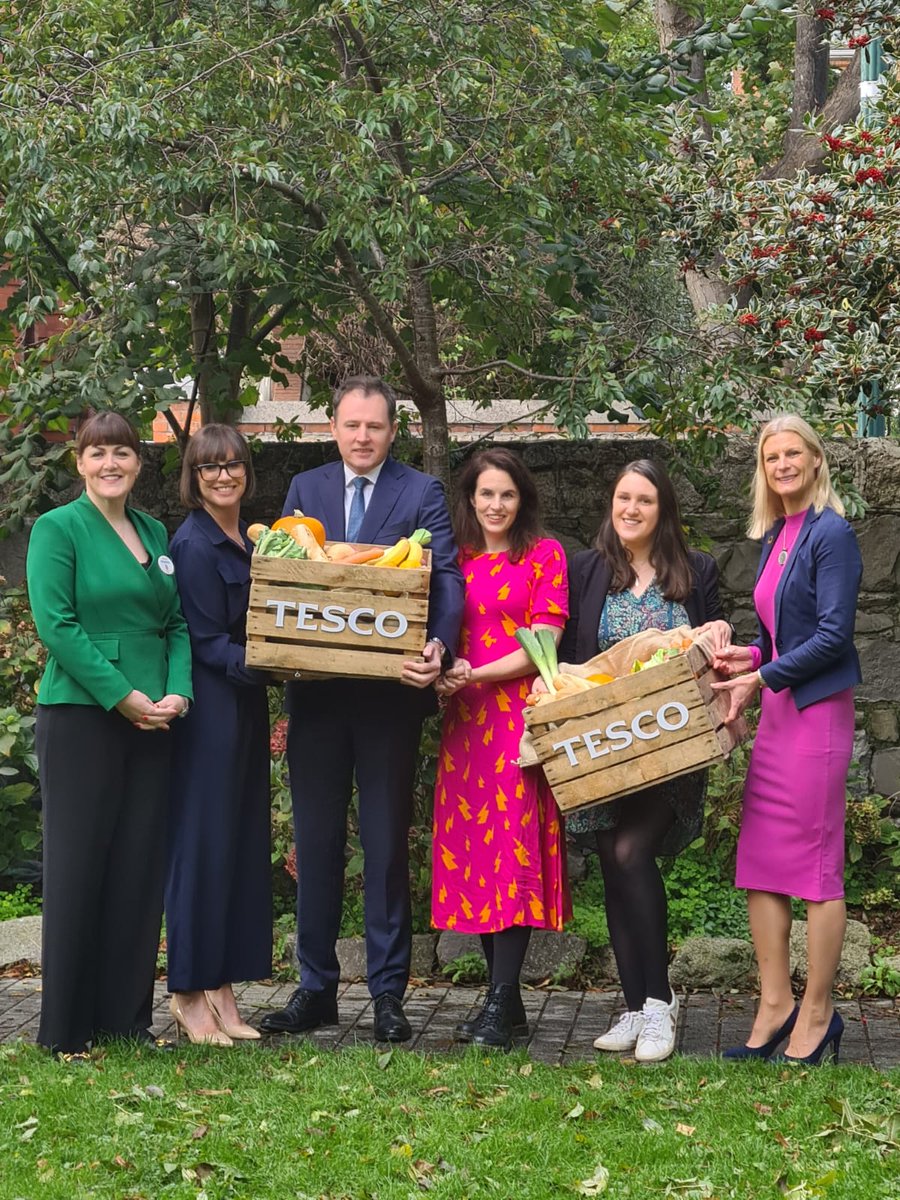 Delighted to mark the decade long partnership between <a href="/FoodCloud/">FoodCloud</a>  &amp; <a href="/TescoIrl/">Tesco Ireland</a>  which has resulted in ~20million meals being provided to those who need them while also contributing to our country goal to reduce food waste by 50% by 2030. #foodwaste #SDG12.3 #sustainablefoodsystem