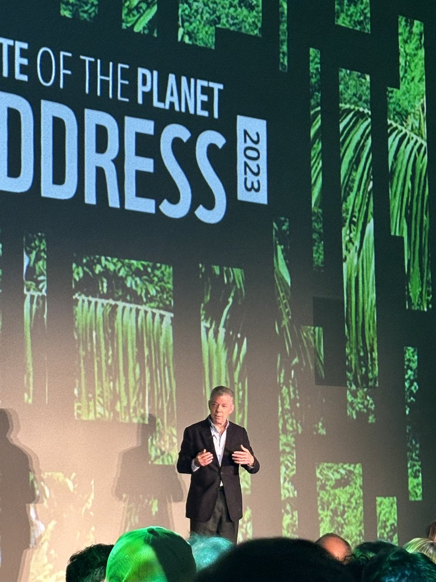 1TrillionTrees's tweet photo. “Peace among humans and peace with nature are the same thing: we will not have one without the other.”
“There is no other way.”
President Santos of #Colombia at @wwf_uk ‘#StateofThePlanet Address. ✊🏻🌳 https://t.co/N98FJLMGgl