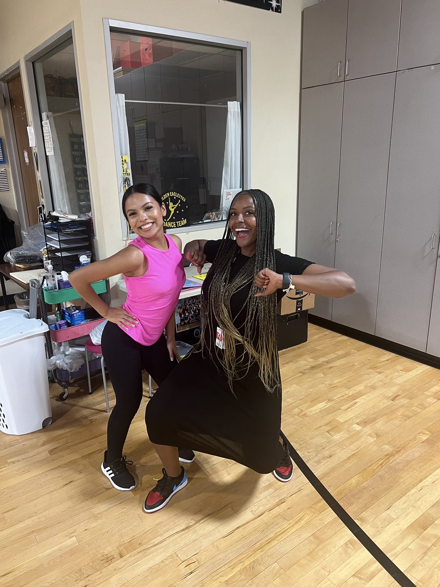 Eisenhower HS Dance Program tweet media