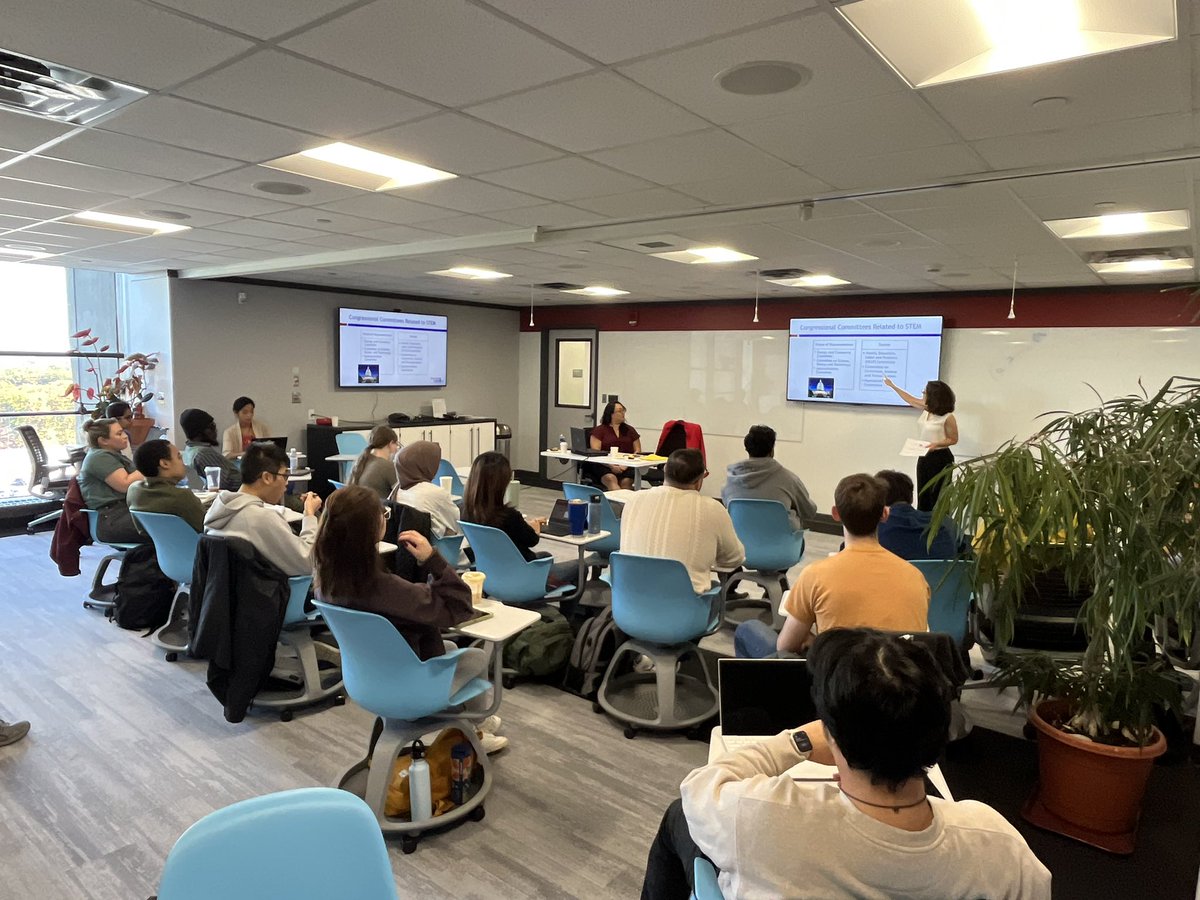 group_boon's tweet photo. The Chemical Biology Training Program (T32) had another fantastic retreat! Great turnout of trainees, thank you @ResearchAmerica for a great discussion on scientific policy, all the CBTP alumni coming for the career panel, and Dr. Stuti Sharma for organizing this retreat! https://t.co/iJjIM9mrdf