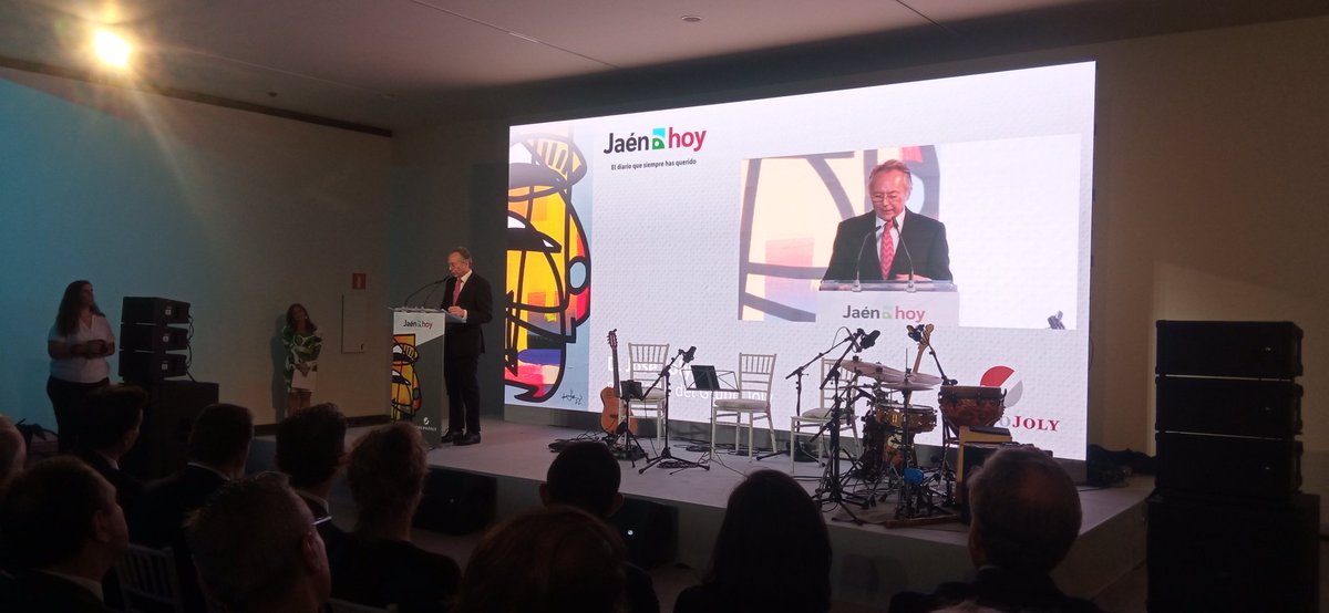JaenHoy (@jaenhoydiario) on Twitter photo 🎙️ La última intervención la hace el presidente del <a href="/grupojoly/">Grupo Joly</a>, José Joly.
"Esperamos dentro de unos años volver a reunir a la sociedad jiennense para confirmar que hemos logrado nuestro propósito".
#NaceJaénHoy 🎙️ La última intervención la hace el presidente del <a href="/grupojoly/">Grupo Joly</a>, José Joly.
"Esperamos dentro de unos años volver a reunir a la sociedad jiennense para confirmar que hemos logrado nuestro propósito".
#NaceJaénHoy