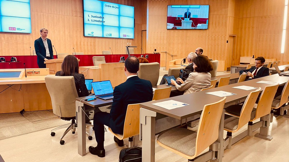 Nous sommes ravis d'avoir accueilli ce matin la délégation du <a href="/CNBarreaux/">Conseil national des barreaux - les avocats</a> et le cabinet d'avocats <a href="/FERAL_law/">FÉRAL</a> au laboratoire. Nous avons eu l'occasion de présenter nos projets de règlement de litiges en ligne et l'intégration de grands modèles de langage dans nos projets.