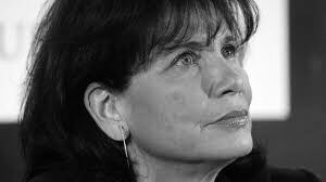 coherence_e's tweet photo. « La presse fait son métier, elle est un miroir, un amplificateur. Nous sommes passés d'une démocratie représentative à une démocratie d'opinion, puis d'émotion. Toute émotion, bonne ou mauvaise, est un déclencheur de réactions. »
@anne_sinclair https://t.co/8HFR9JGAfG
