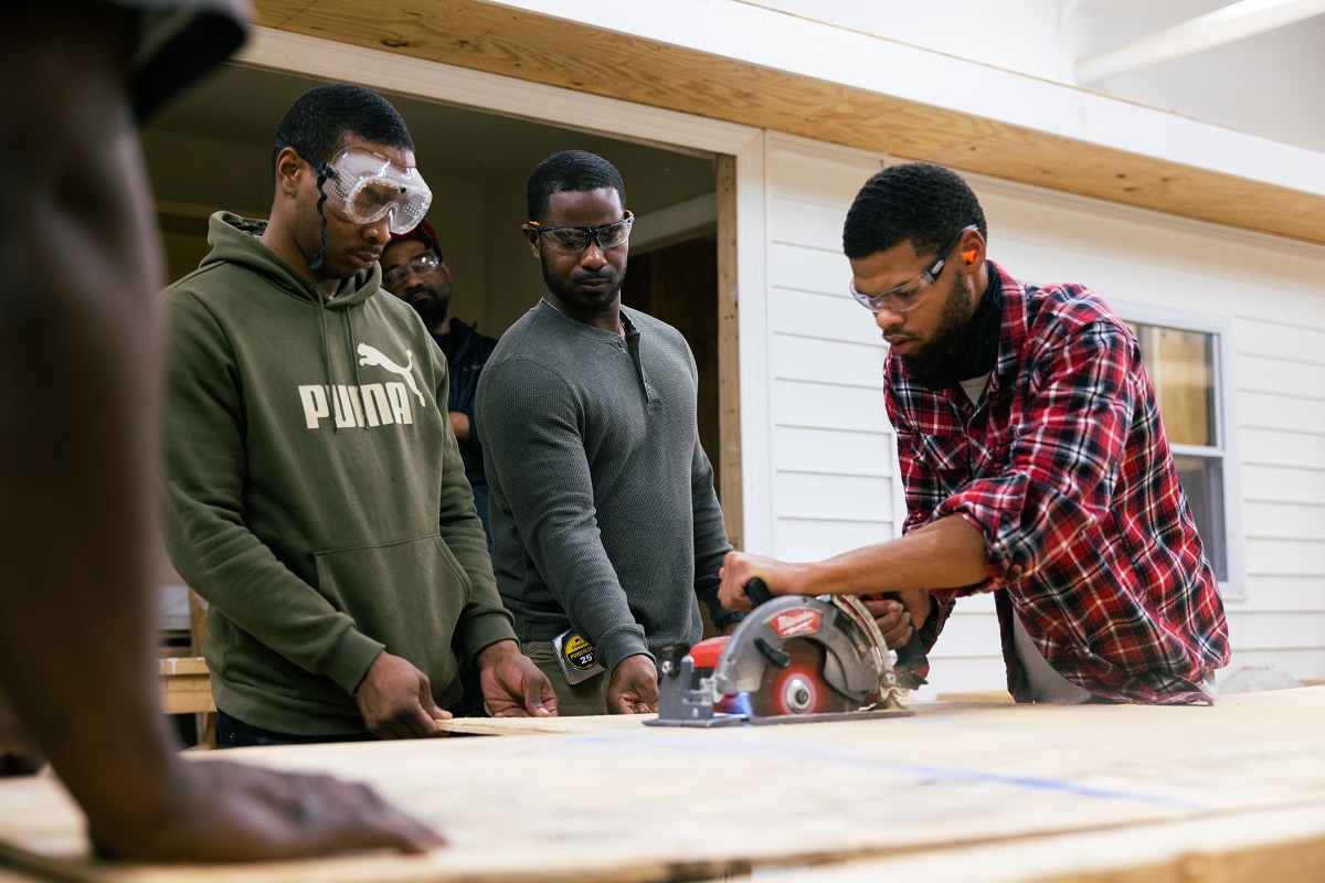 Work towards your goal and see what could happen 🤝

#TrainWithPurpose #TidewaterTech #SkilledTrades #Norfolk #NorfolkVA #TradeSchool #buildingandconstruction #construction #TradesTraining