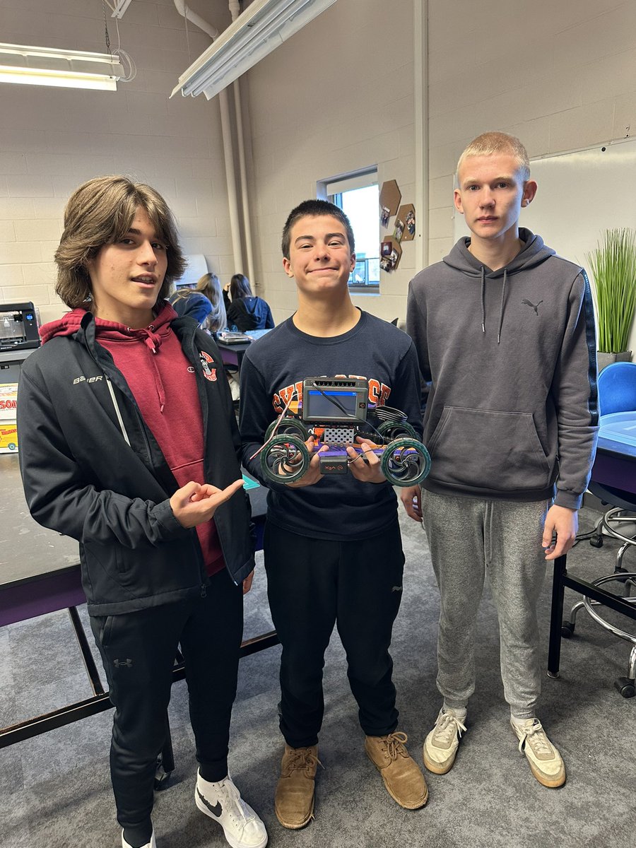 NoRoSTEM's tweet photo. Congratulations to our 1st quarter Dragster fastest car winners for STEM Robotics! #nrinspiregreat #pltw @PLTWorg #vexrobotics @VEXRobotics https://t.co/l2WpYRWEfm