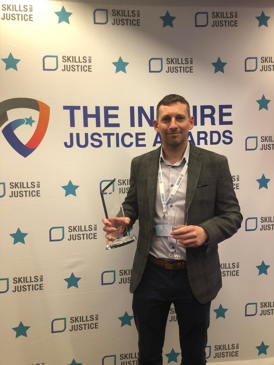 Very proud moment today winning best newcomer at #InspireJusticeAwards 
Some great guest speakers and met some inspirational individuals. Well done to all finalists .
@Skills_Justice