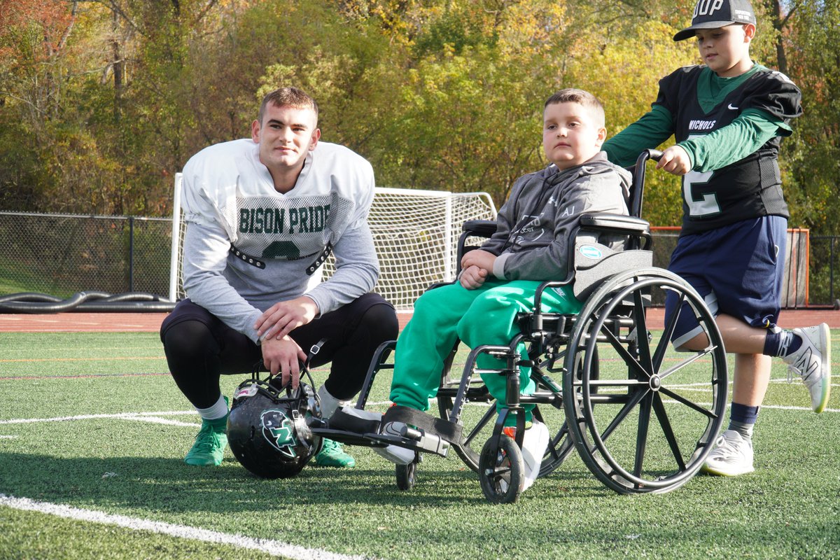 ncbison's tweet image. Thank you for stopping by AJ and you are welcome anytime to practice or a game.

AJ was recently diagnosed with an inoperable cancerous brain tumor (DIPG) on September 29th. AJ loves football and fishing.

gofund.me/a849f74e

#AJStrong #BisonPride