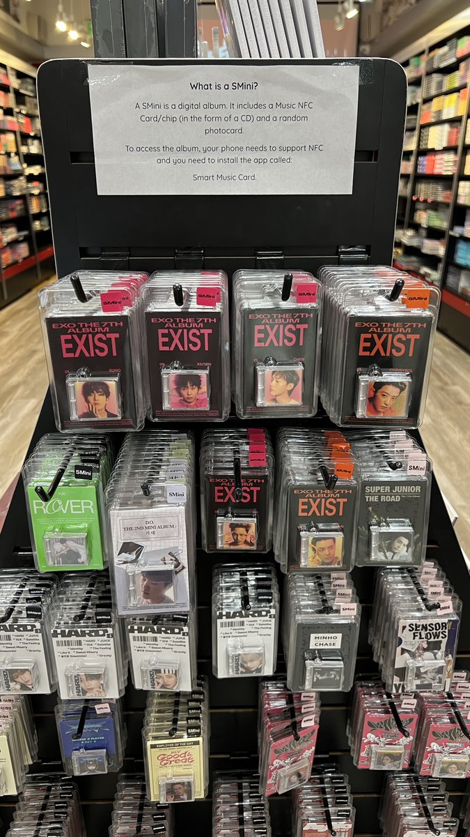 bloomy btw !! 🌸 tweet media