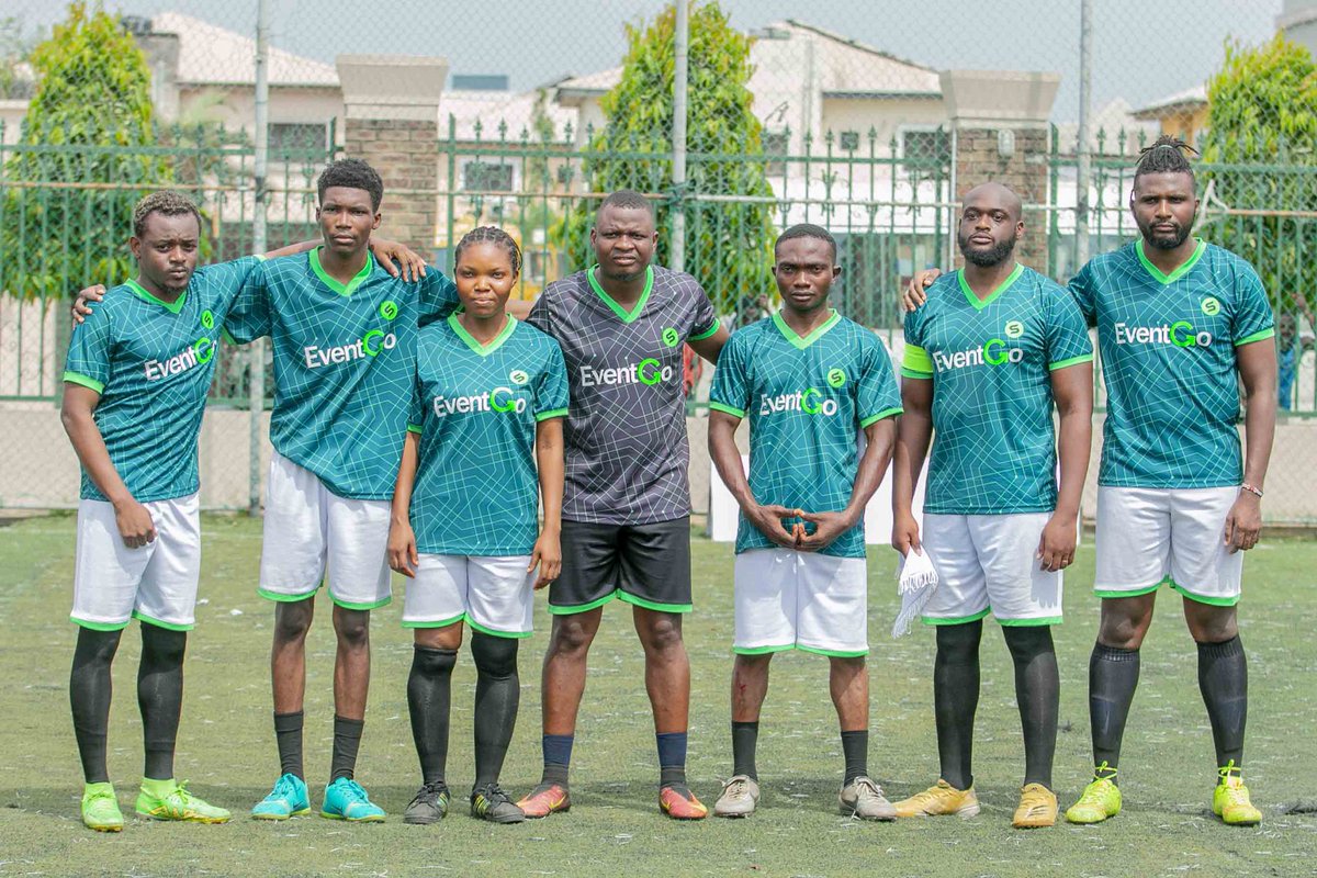 Startupcup_'s tweet photo. @Shuttlersng 🙌🏾 
Not only did they bring their high energy to the field, they also earned the Best Supporters Group Award, showing their unwavering support. 

What a fantastic combination of skills and spirit! ⚽️🏆 

#StartupCup2023 #OurGameOurWay https://t.co/H9TdRJbWuQ