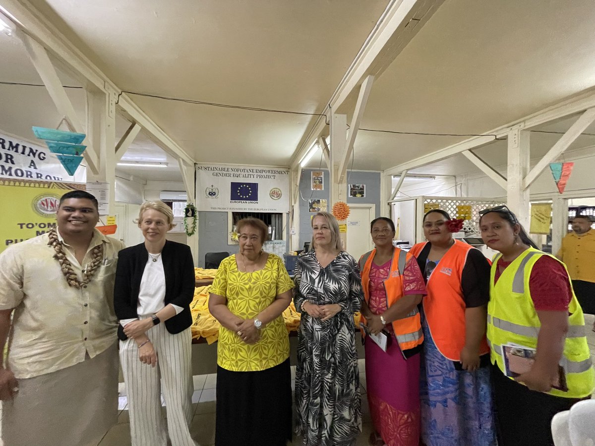 BPlinkertEU's tweet photo. Impressive work done by the Nofotane project to promote economic empowerment of women. πͺπΊis a strong partner of πΌπΈ in fighting gender-based violence. #EUinSamoa @EUPasifika https://t.co/vLBEwsmoI7