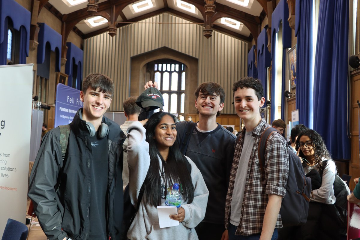 CivilSheffield's tweet photo. Super exciting to see so many of our students at the Civil & Structural Engineering Careers Fair earlier in the week and the great range of employers offering #industrialplacements, #internships, and #graduationjobs!
#StructuralEngineering #CivilEngineering #StudyWithUs #UG https://t.co/yevnoDifqH