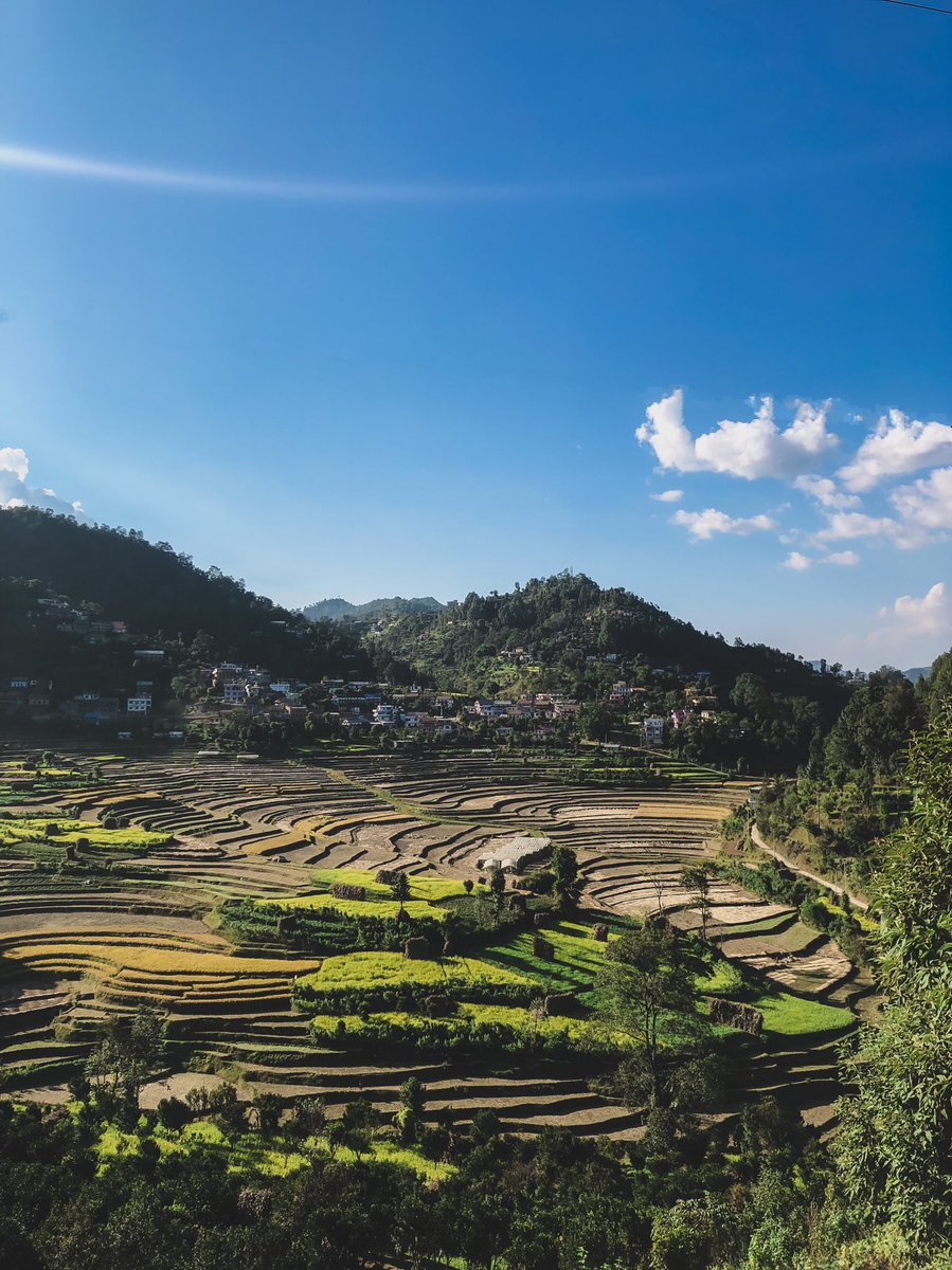 upSid_'s tweet photo. Under bright blue sky! 
.
#nature #historic #sky #blue
#temple #travel #clouds 
#green #valley #hills https://t.co/IPv5fmCcIF