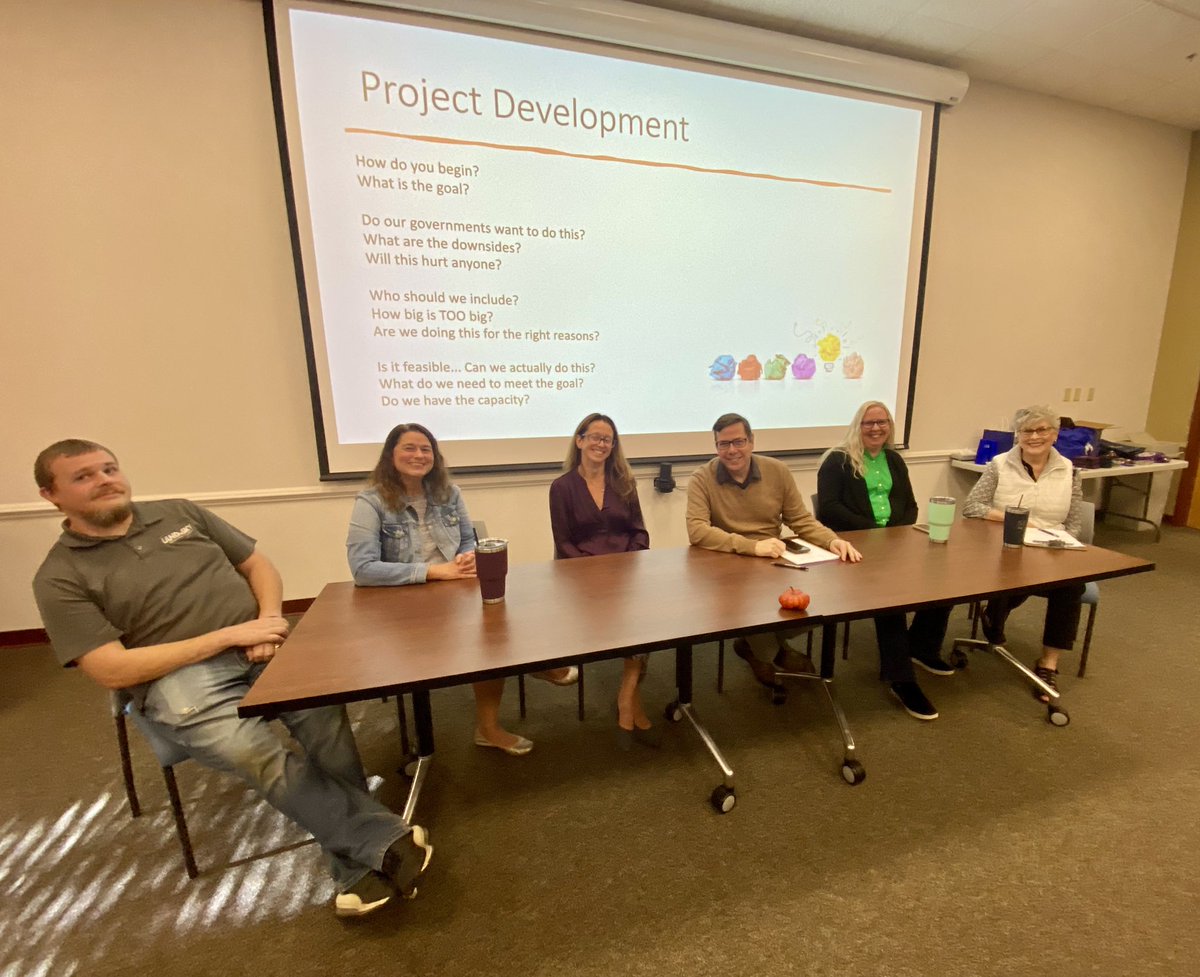 Land of Sky tweet media