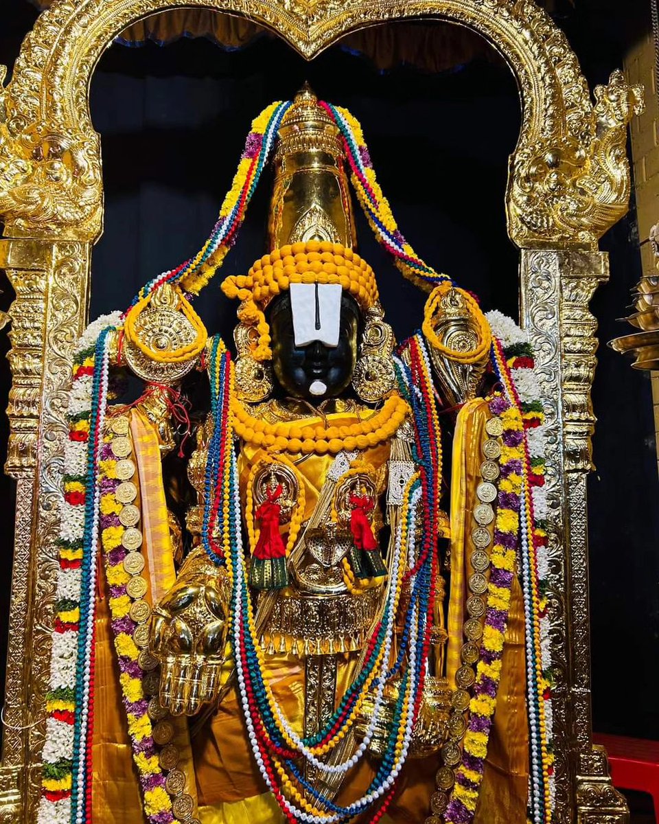 varshaparmar06's tweet photo. गोविंदा ❣️ https://t.co/IJ7ckVUlCZ