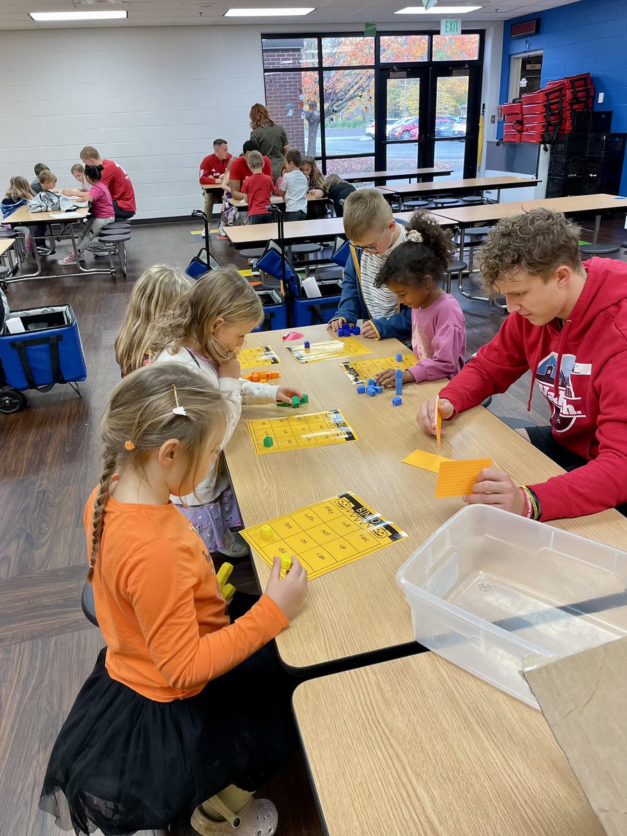 WabashBBall's tweet photo. Had a great morning at Hose Elementary, we read a book and played some games.

#Unrivaled |#BooksBasketballandBeyond 📚🏀 https://t.co/PmIiBCYzp3