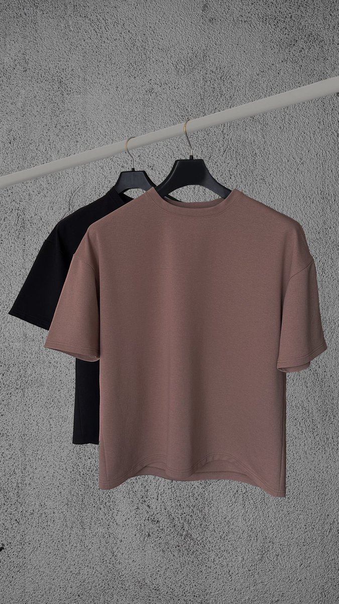 melq_nab's tweet image. РОЗЫГРЫШ!

Добрый день.
Меня зовут Евгений и я делаю одежду: футболки, худи, свитшоты, манишки (надеюсь, список будет пополняться).
Набрать лайков вы не смогли, НО вам назло я все равно разыграю для вас ФУТБОЛКУ.
От вас - RT.
Результаты будут 26.11.23 из тех, кто сделал ретвит