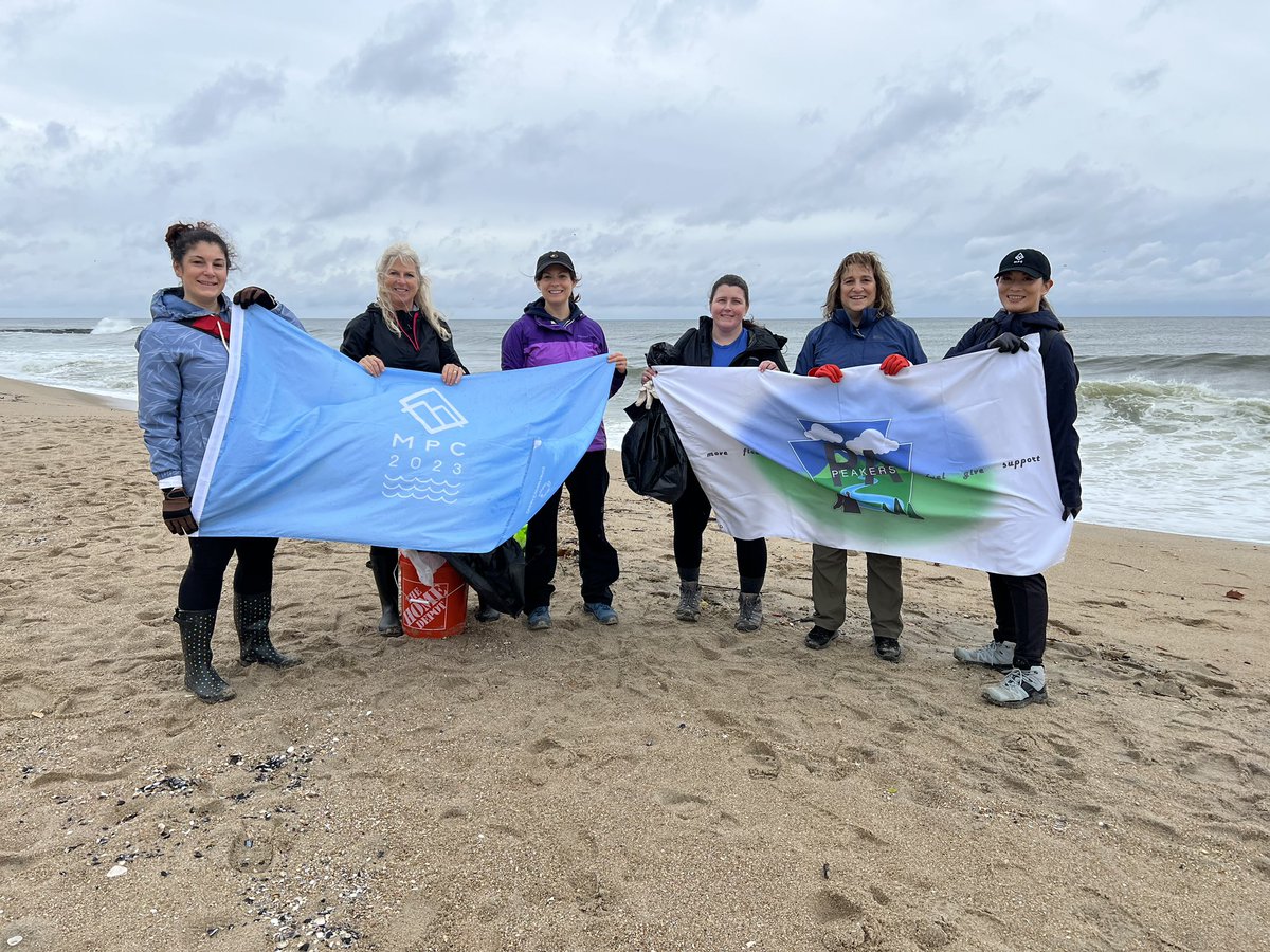 #OCChallenge 🌊

“Garden State and Pennsylvania Peakers picked up 6 buckets worth of plastic and other garbage!” — Julie 🙌🚮

Share your 📸 challenge content with us at the link in our bio!
.
.
.
.
#OCxMPC #PeakersSeaTheChange #OceanConservancyChallenge #MPC2023 #MPC