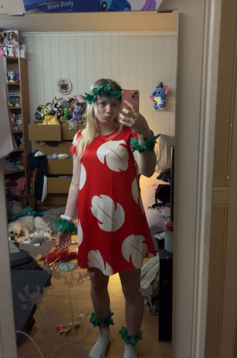 Kraysay's tweet image. Best Duo costum🥰
She’s almost a year old😭😭