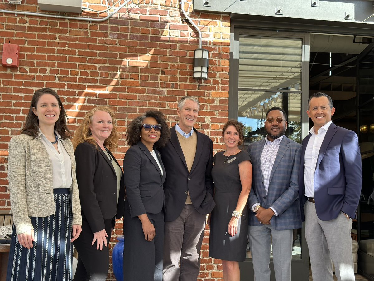 nashhealthorg's tweet photo. Climate change, health disparities, and what this means for your business and economy... we're discussing with our Founder @bfrist and Dr. Janey Camp of @VanderbiltU's VECTOR, Laurel Creech of @nature_TN., Dr. Kim Henderson of @MorganStanley, and Emily Thomas of @MorganStanley. https://t.co/taDVb11QH7