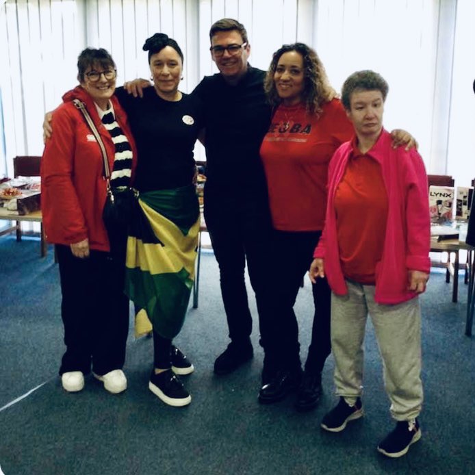 dianecurry51's tweet photo. Just when you needed to feel the beauty of community support!! @Louise82407637 @Jliffe and all the families and young people.. your strength never ceases to amaze me..#JENGbA @MayorofGM https://t.co/OEhlnIjMw4