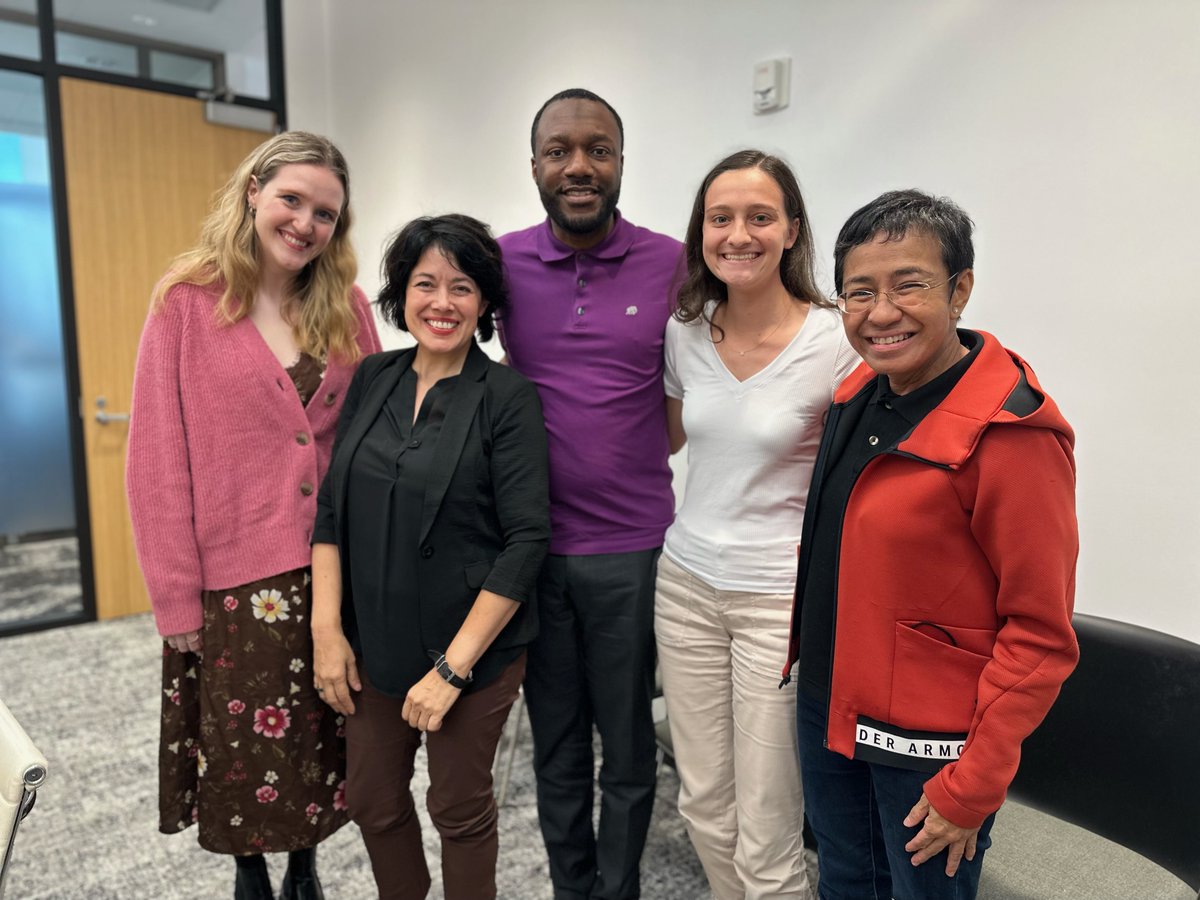 Columbia Institute of Global Politics (@columbiaigp) on Twitter photo IGP Student Scholars Talia Abrahamson BA ’24, Emily Muller MIA ’24, and Aaron “Jay” Stout MIA ’24 joined in on the episode, too! <a href="/ColumbiaSIPA/">Columbia | SIPA</a>
Listen here ➡️ podtail.com/en/podcast/ing… IGP Student Scholars Talia Abrahamson BA ’24, Emily Muller MIA ’24, and Aaron “Jay” Stout MIA ’24 joined in on the episode, too! <a href="/ColumbiaSIPA/">Columbia | SIPA</a>
Listen here ➡️ podtail.com/en/podcast/ing…
