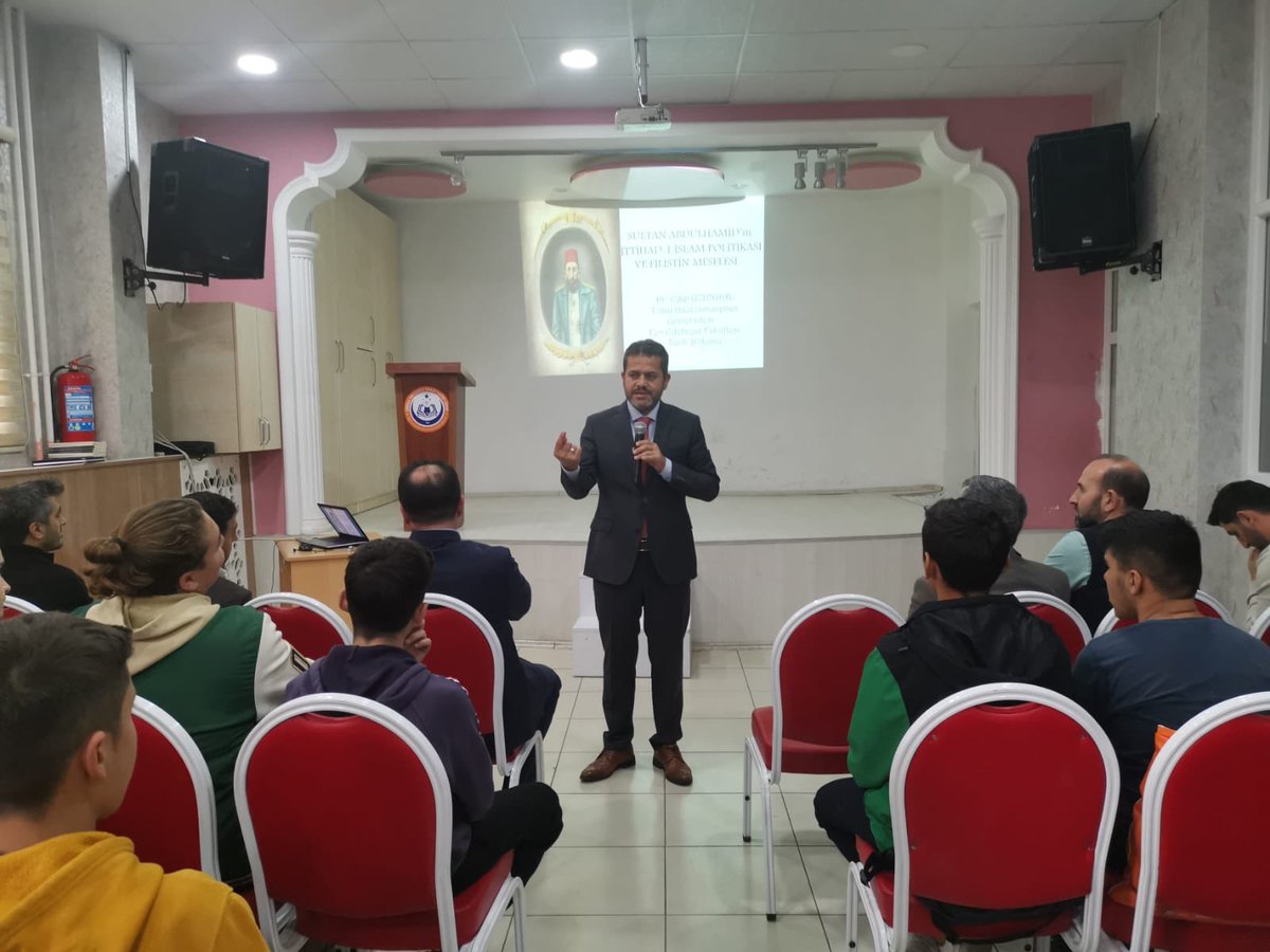 Sultan Abdülhamid ve Kudüs konulu söyleşimizi gerçekleştirdik.

Teşekkürler <a href="/EdipUzundal/">Edip UZUNDAL</a>