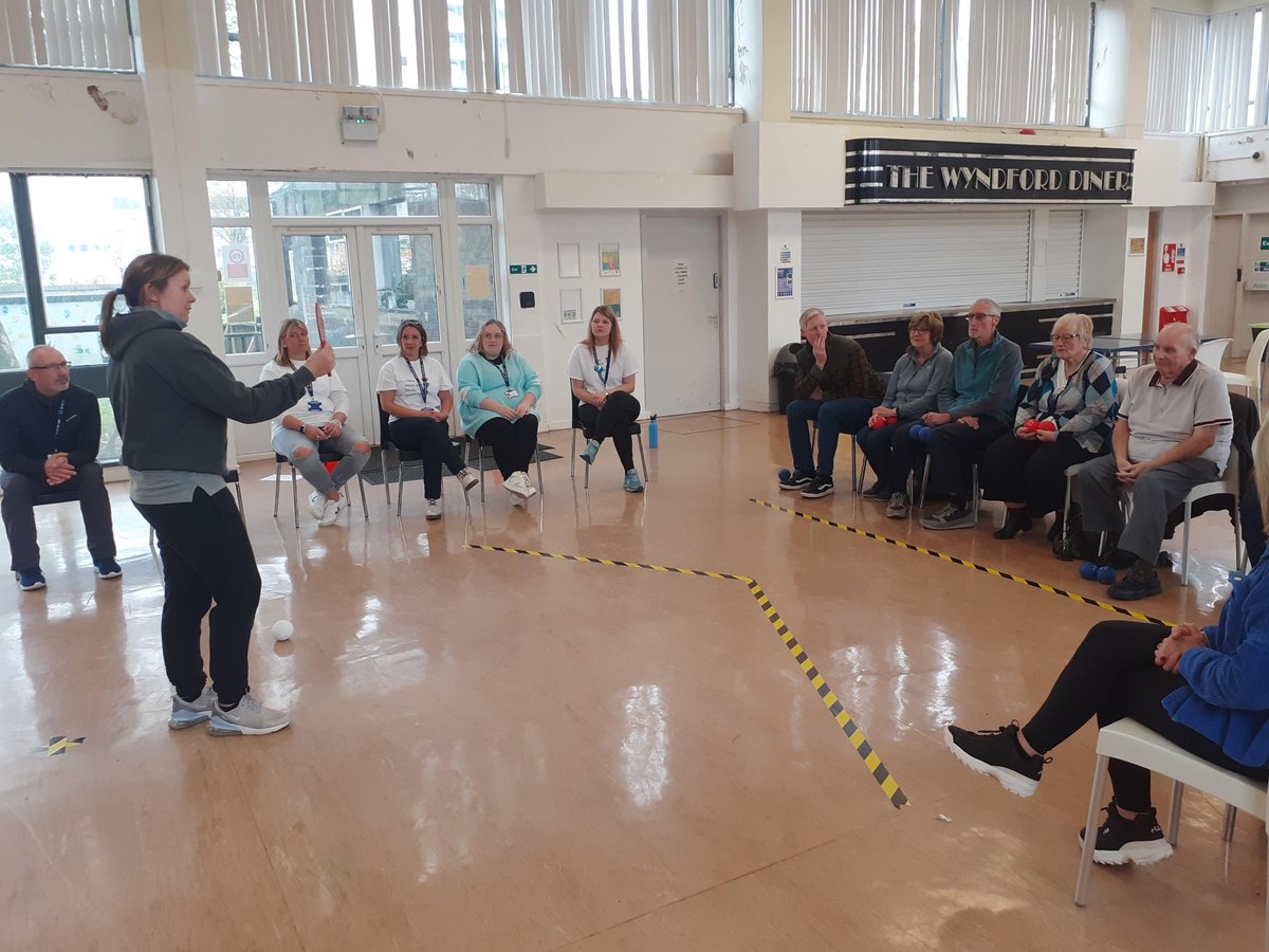 CHSScotland's tweet image. Let the games begin! ⛹️‍♂️

Huge thanks to our partners @SDS_sport 16 new boccia leaders all left our #Maryhill Health Defence Hub with a boccia kit provided by CHSS. 

Removing barriers &amp;amp; getting equipment in peoples hands after a course is a great way to encourage more activity!