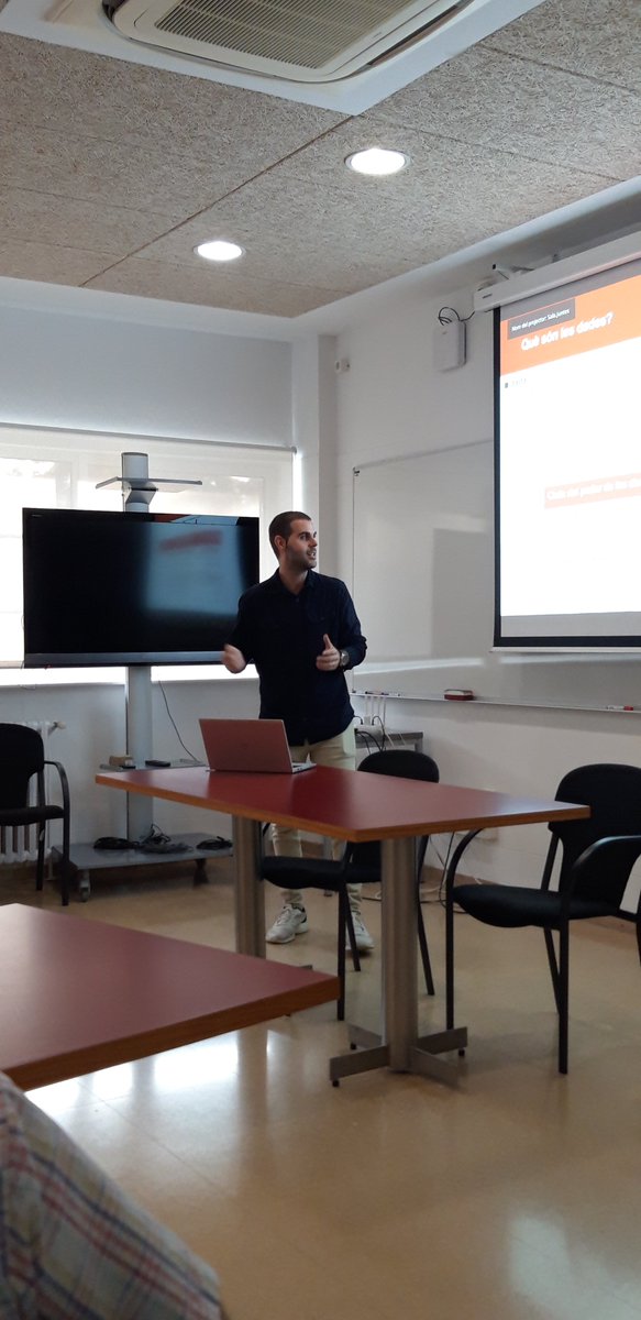 🍻🥼 Arrenca la 4a jornada del cicle "Fem un beure amb la ciència", aquest cop a la <a href="/UdGPolitecnica/">Escola Politècnica Superior #50EPS</a> i sobre el tractament de #dades en l'#agricultura

🗣️ Amb les ponències del company <a href="/josep_adroher/">Josep Adroher</a> i del <a href="/jbonany/">josh</a> de l'IRTA

Organitzat conjuntament entre <a href="/irtacat/">IRTA</a> i <a href="/Eng_Agronoms/">Enginyers Agrònoms de Catalunya</a>