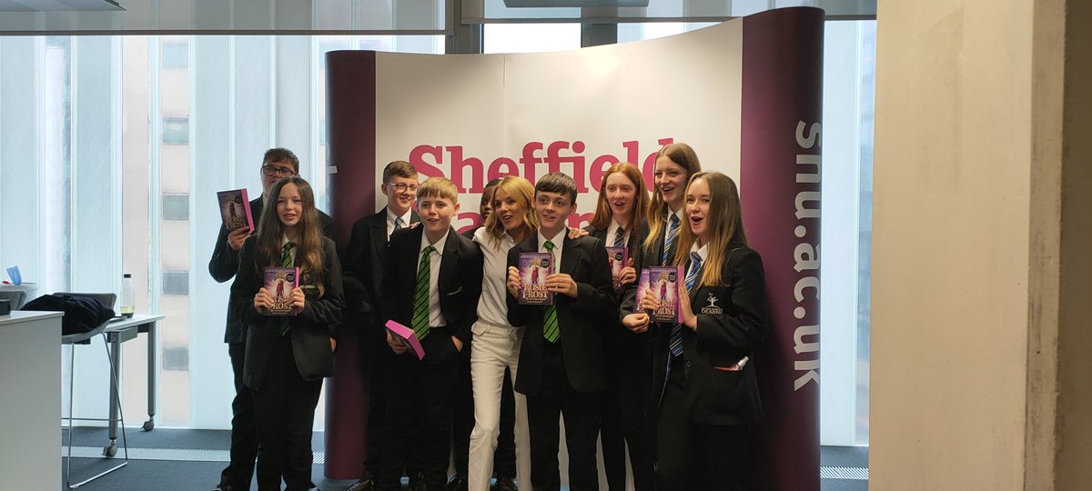 It's not every day you meet a Spice Girl! Year 9s were treated to a reading and book signing with  @GeriHalliwell at @sheffhallamuni Thanks @CarruthersC for setting this up!!! #spiceupyourlife ✌️