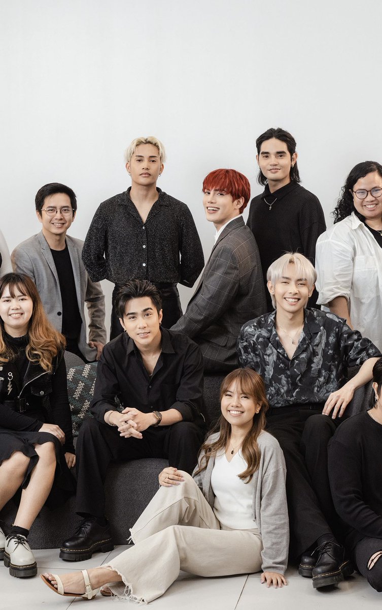 #HappyAnniver5arySB19
Thank you for empowering us to grow with you 🥹💙

Always,
1Z Core Team