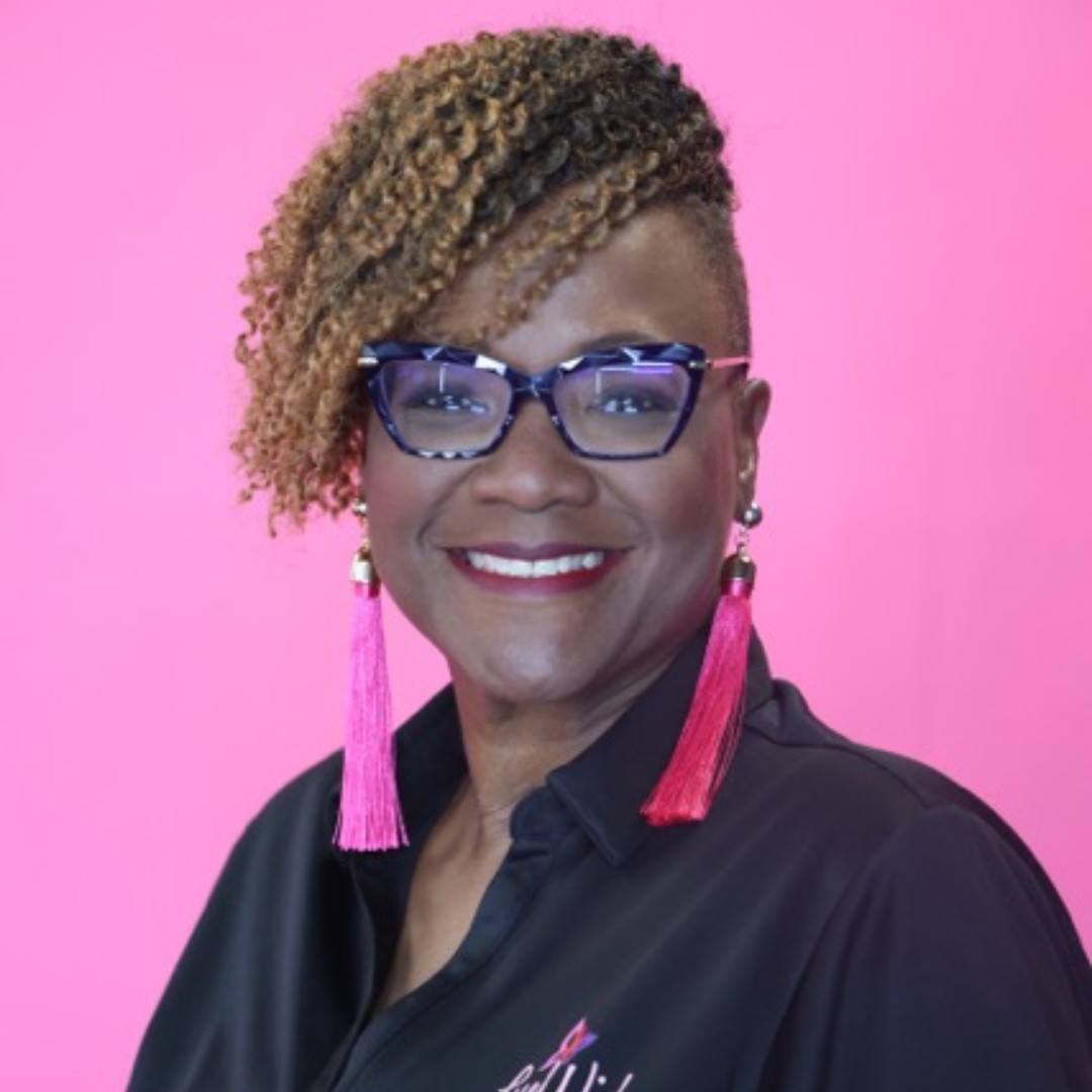 TWRHouston's tweet photo. #VolunteerSpotlight: Let’s hear it for Hilda Marcel! 🙌
Her humble spirit of giving is what motivated Hilda to begin volunteering with us. She has a saying, “Volunteerism is the commerce to building community.” We happen to agree. Thanks for all you do for our community Hilda! 👏 https://t.co/VjRIMeuf3N