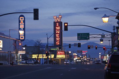 cj1anders's tweet photo. On a road trip to Idaho and idk if I’ve ever felt more inspired to write a script in  my life than after seeing some of these amazing small towns. https://t.co/xsnuH55Hvr