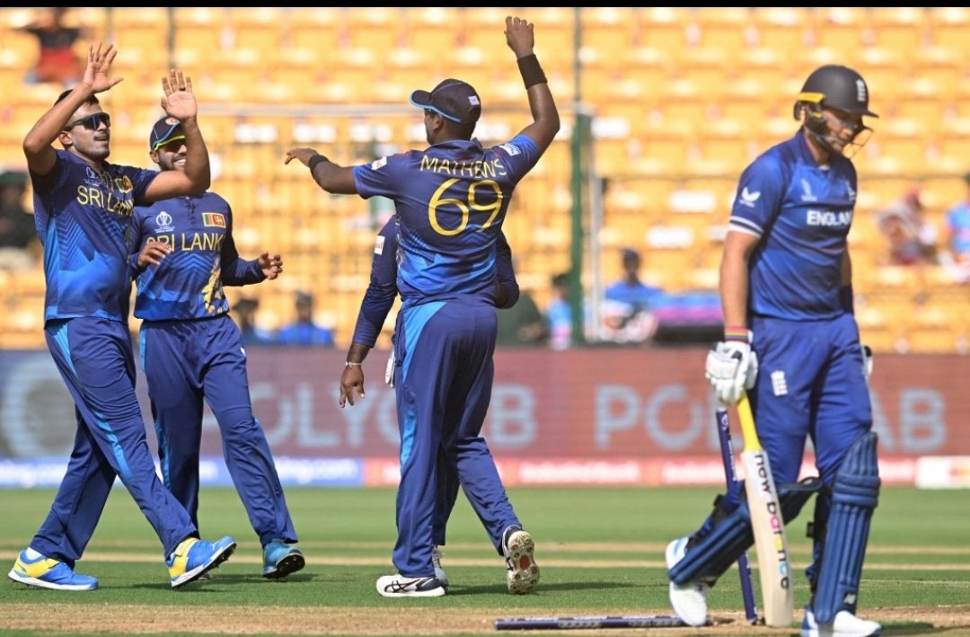 ICC World Cup 2023:
Match No-25
Srilanka beat England by 8 wickets

ENG-156/10/33.2
SL- 160/2/25.4

#CWC23  #SLvsENG