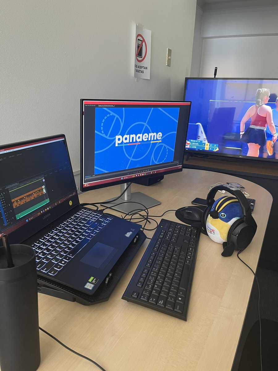 UChileTV's tweet image. Nuestro Fiu montajista trabaja duro en #UChileTV para que no te pierdas nada de #Santiago2023 🫶🏽🩷