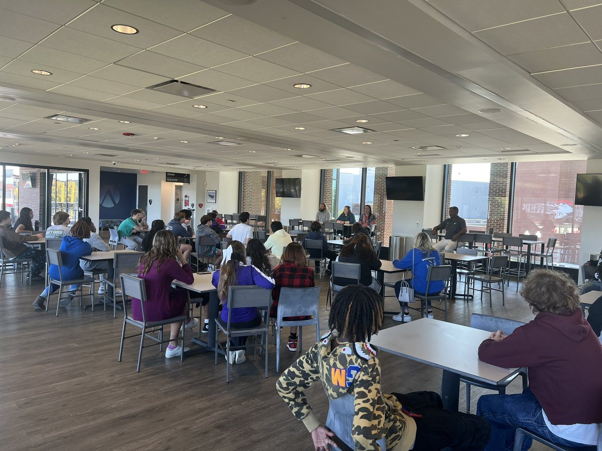 JbhsCTE's tweet photo. Thank you Ace and the phenomenal @WoodpeckersNC staff for pouring into our Hospitality and Sports II classes. @jackbrittbucs @cte_ccs @NCCTE2 https://t.co/FFntt3tbxm