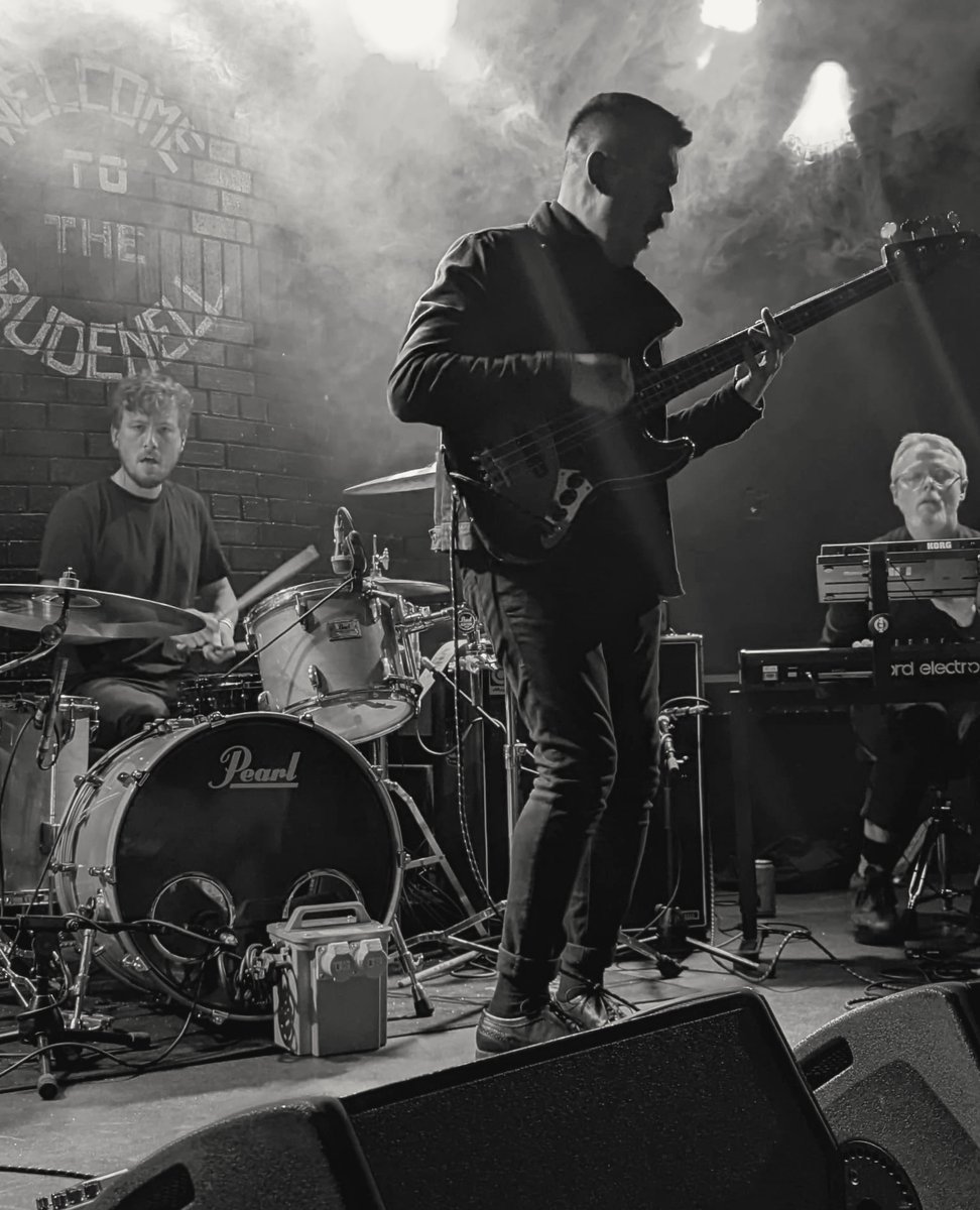 Less than one week until we're back out on the European mainland for our last tour of 2023!

Check out our tour dates here:
poly-math.net/tour