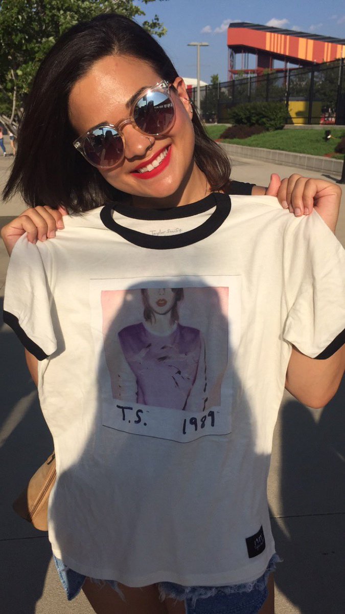 ivy_grows_swift's tweet image. I was lucky enough to see the 1989 World Tour twice. The first time was at Metlife on July 11, 2015 and the second time was in Toronto on October 3, 2015. That album changed my life and I cannot wait to experience Taylor’s version 🩵🤍#InMy1989TaylorsVersionEra @taylornation13