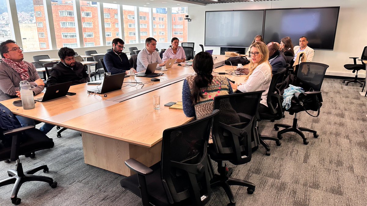 Departamento Nacional de Planeación tweet media