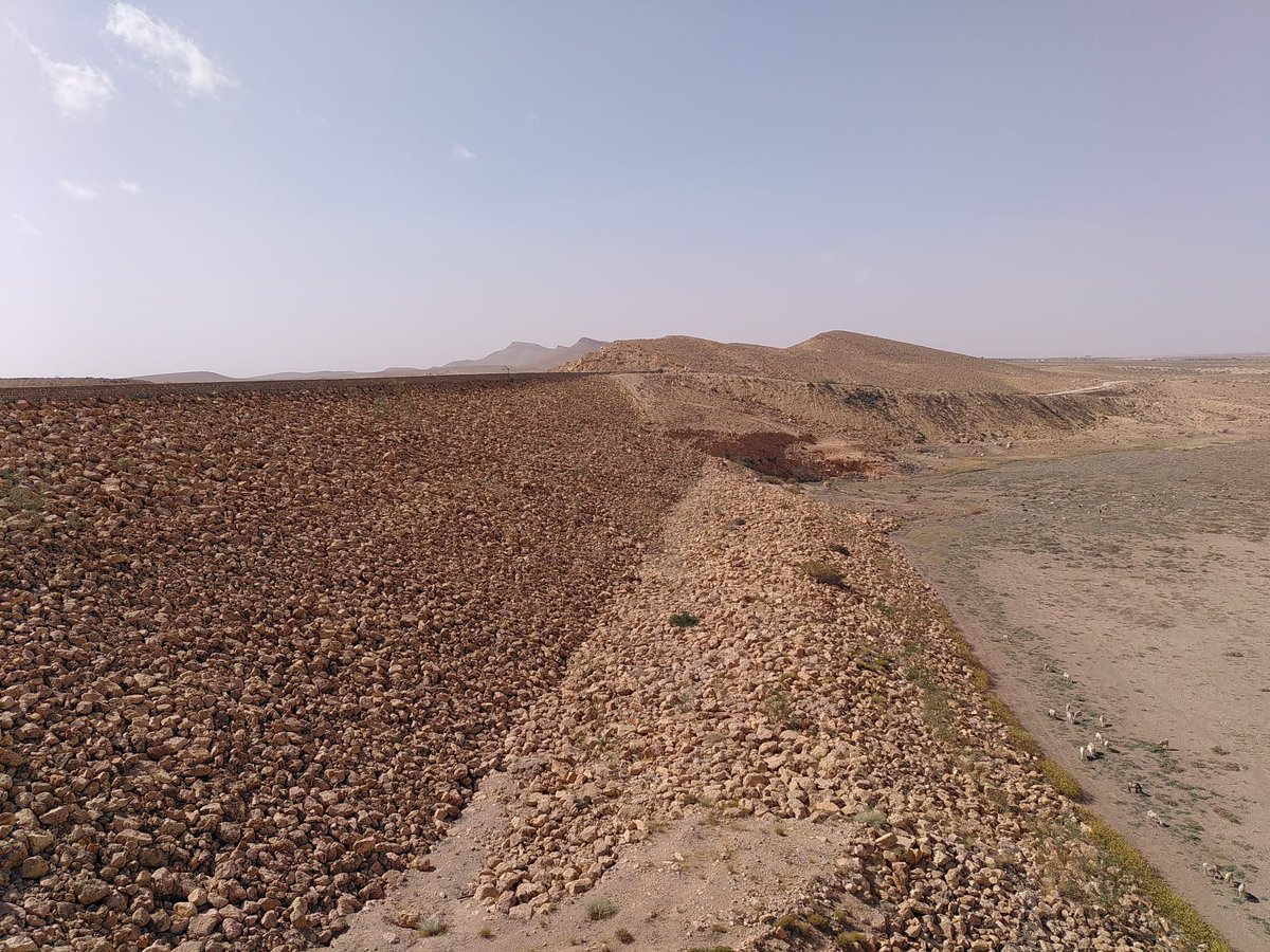 AgWamed's tweet image. Project field visit in the Tunisian and Algerian Living Lab 🌍

The @AgWamed team, led by IRA Medenine and @LarbiTebessi teams is exploring the #transnational Wadi El Kebir #watershed after the project meeting in #Tunis 🇹🇳. 

Stay tuned for updates!